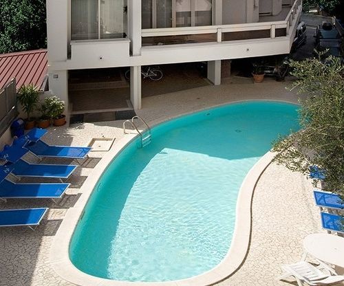 Hotel Prestige Cattolica Exterior foto